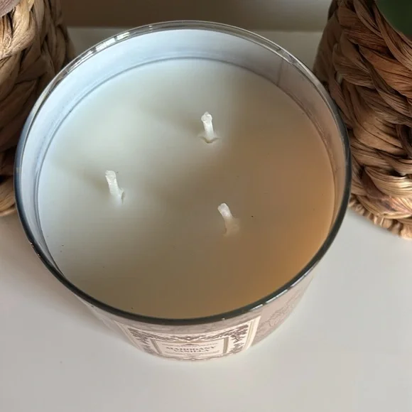 Mahogany Vanilla 3-Wick Bath & Body Works Candle - Picture 3 of 4